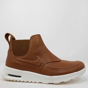 Nike Brown Athletic Shoes